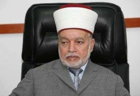 الاحتلال يعتقل مفتي القدس والديار الفلسطينية الشيخ محمد حسين