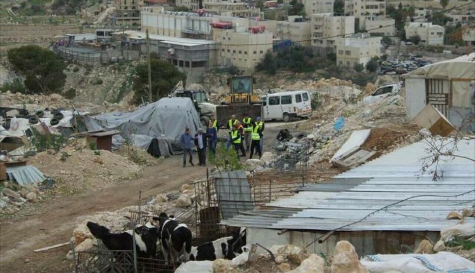 أوامر هدم لمنشآت سكنية بتجمع البابا شرق القدس