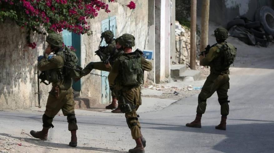 اعتقال شاب في القدس بحجة حيازة سكين