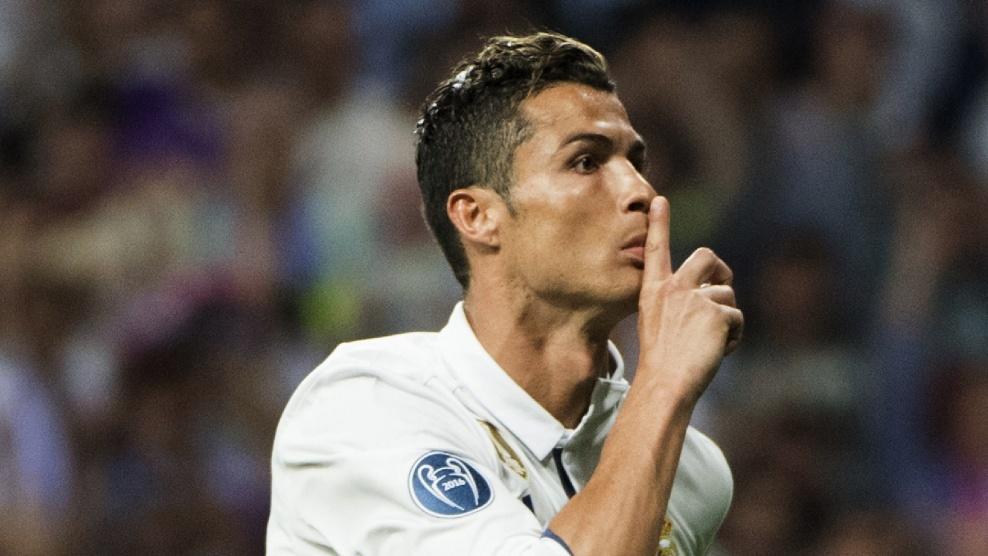 كريستيانو رونالدو يحسم قراره النهائي بشأن الرحيل عن ريال مدريد
