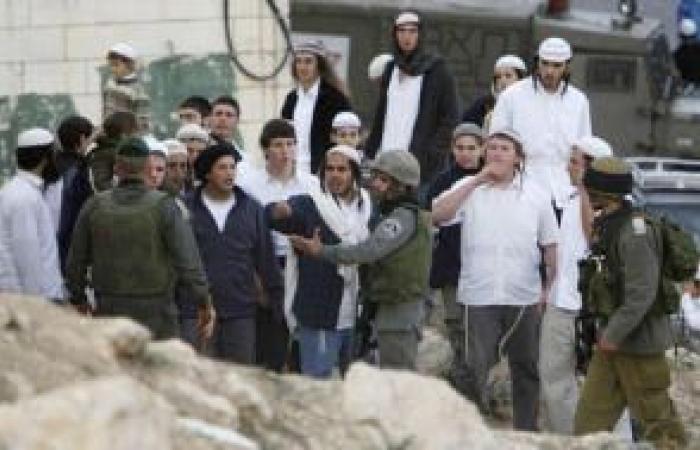 مستوطنون يحاولون احتلال منزل قرب الحرم