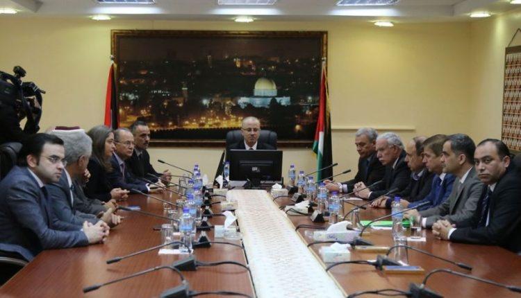 الحكومة: إجراءات الاحتلال باطلة ونطالب بتدخل دولي عاجل