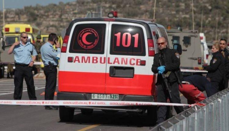 إصابة طفلة بجروح بعد دهسها من قبل مستوطن شرق الخليل