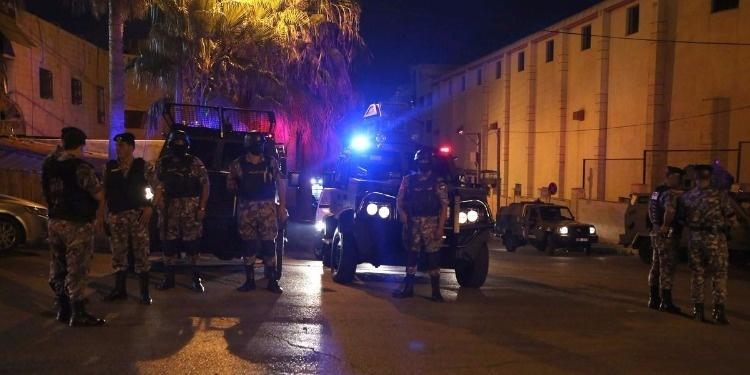 تصاعد الأزمة - منع القاتل من السفر واستمرار التحقيقات