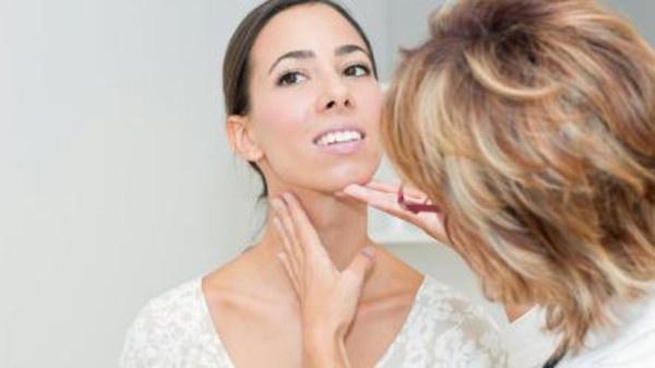 تعرف على 10 معلومات خطيرة عن الغدة الدرقية