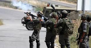  الاحتلال يطلق النار باتجاه سيارة جنوب الخليل