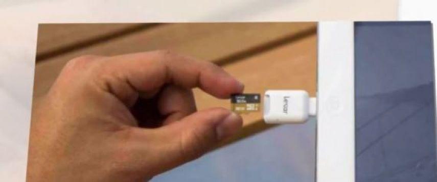 يمكنك إضافة بطاقة ذاكرة Micro SD في جهاز الآيفون