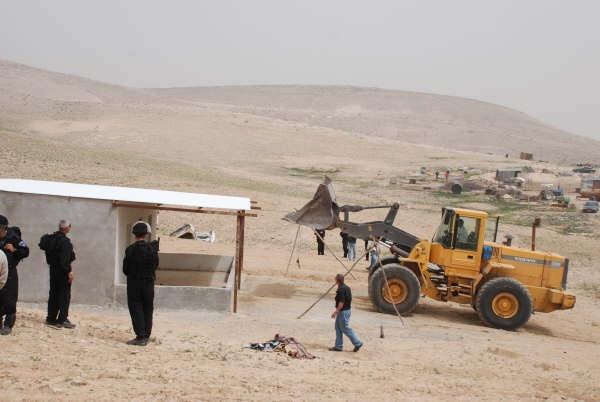 أهل العراقيب في العراء للمرة 116