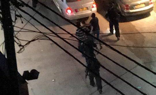 القدس :اندلاع مواجهات بعد قيام مستعربيين بإختطاف ثلاثة شبان من شعفاط