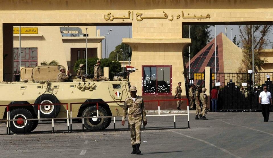 انتحاري يفجّر نفسه بقوة أمنية تابعة لحماس قرب الحدود مع مصر
