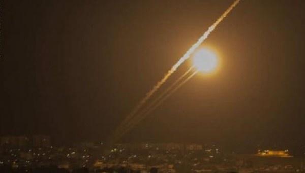 الاحتلال يزعم:سقوط صاروخ في منطقة عسقلان أطلق من قطاع غزة