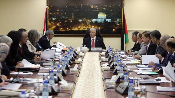 الحكومة تناقش في جلستها عدة مشاريع نظام وقانون