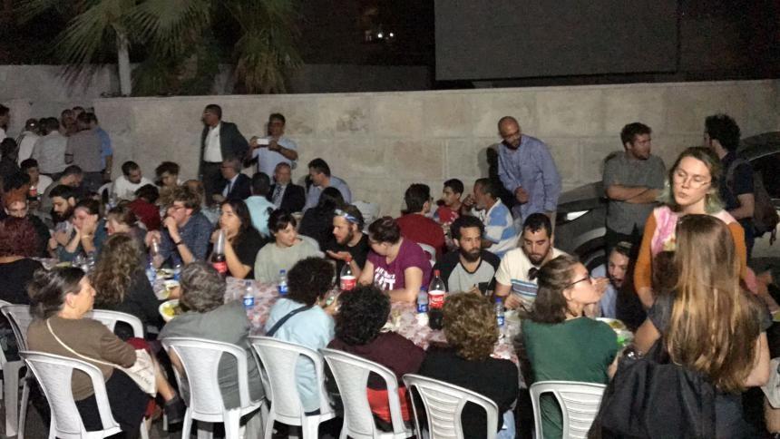 اعتصام أمام منزل عائلة شماسنة الذي استولى عليه المستوطنون