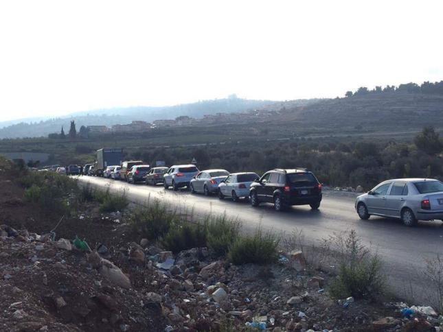 لليوم الثالث على التوالي الإحتلال يواصل إغلاق قرى شمال غرب القدس