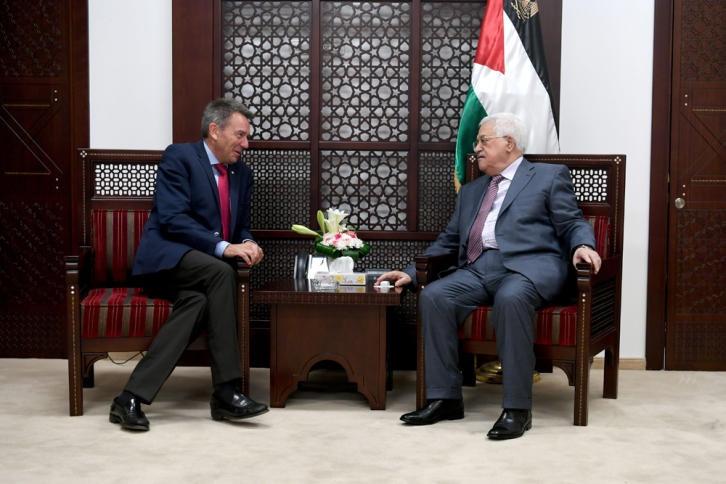 الرئيس يجتمع مع رئيس اللجنة الدولية للصليب الأحمر في رام الله