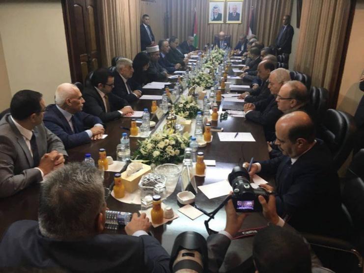 الحكومة: إنهاء الانقسام يتضمن 3 مراحل