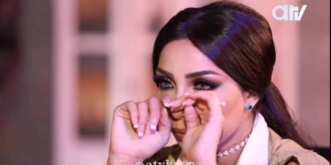 شاهد| دنيا بطمة تبكي بسبب حلا الترك في لقاء تليفزيوني
