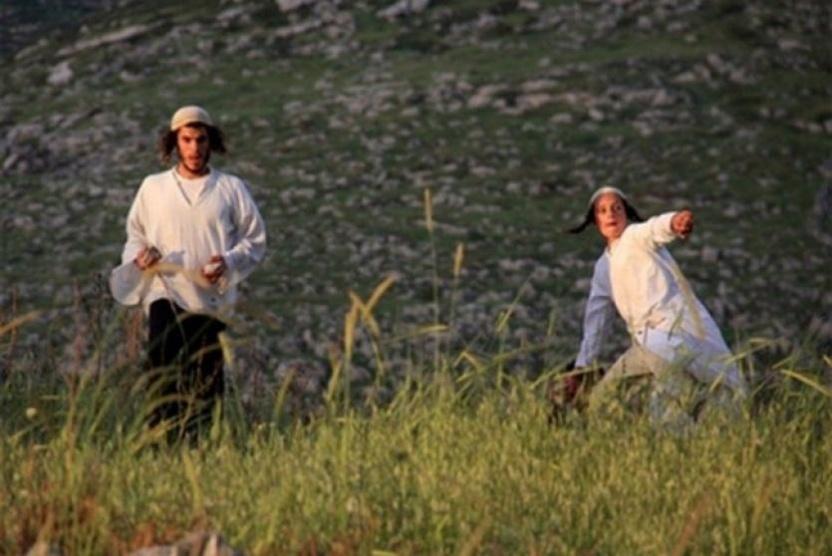 مستوطنون يهاجمون مدرسة جنوب نابلس