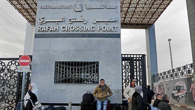 مصر تفتح معبر رفح اليوم في كلا الاتجاهين