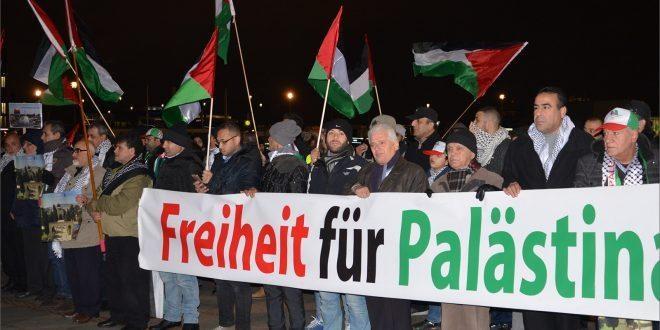 مظاهرة في برلين رفضا لقرار ترمب وتثمينا لموقف ألمانيا