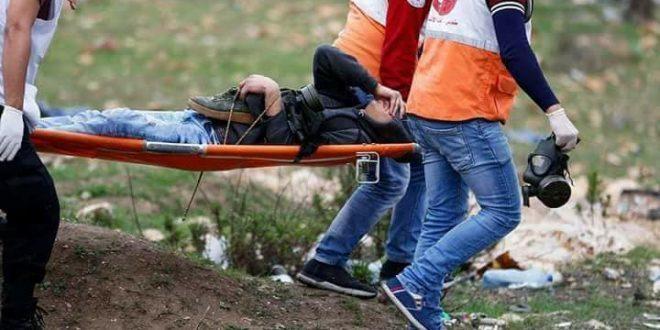 إصابة مواطن بجروح خطرة بمواجهات في الخليل