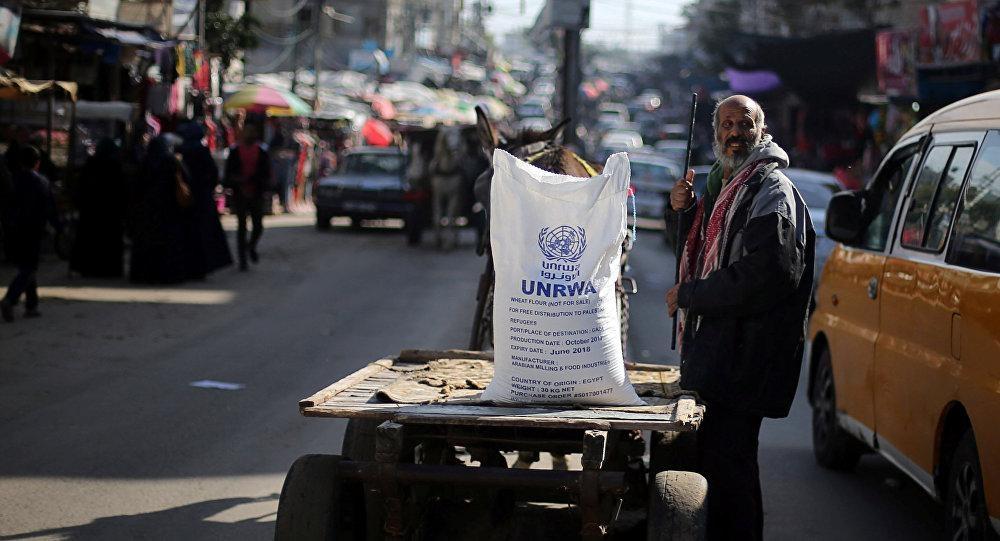 أمريكا توقف مساعدات غذائية للفلسطينيين