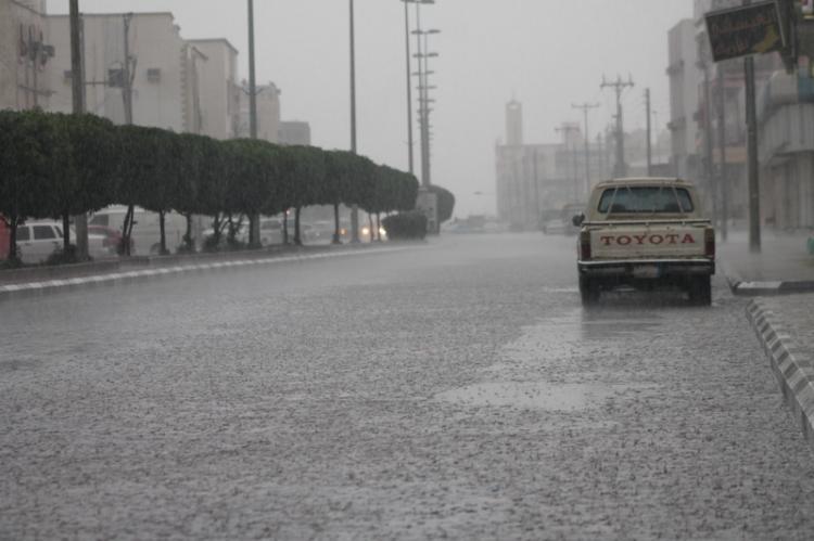 منخفض جوي فجر الثلاثاء وآخر أكثر قوة الخميس