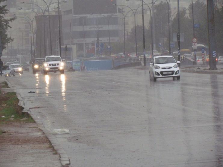 الطقس: الحرارة ترتفع نهاراً ومنخفض جوي عميق ليلاً