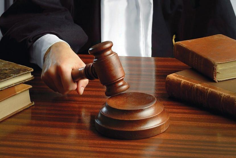 السجن 14 عاما بحق قاصر اغتصب ابنة أخته