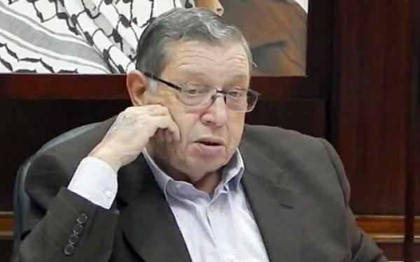 وفاة عضو اللجنة التنفيذية لمنظمة التحرير غسان الشكعة