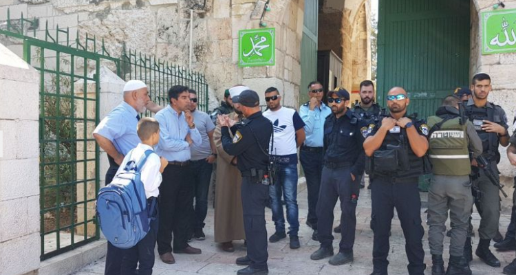 94 مستوطنًا يقتحمون الأقصى واعتقال شاب بحجة 