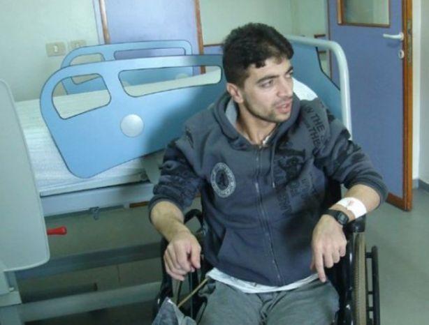 الاحتلال يعتقل المقعد معتز عبيدو