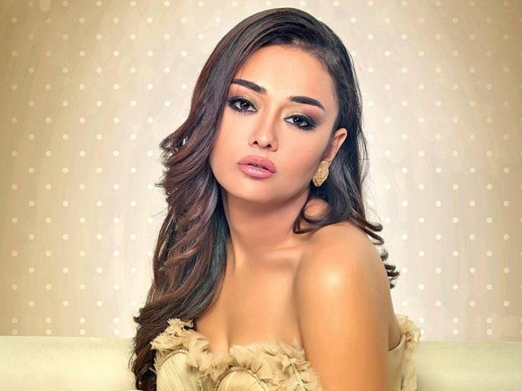 راندا البحيري: سعيدة بانضمامي لفريق عمل مسلسل «الأب الروحي 2»