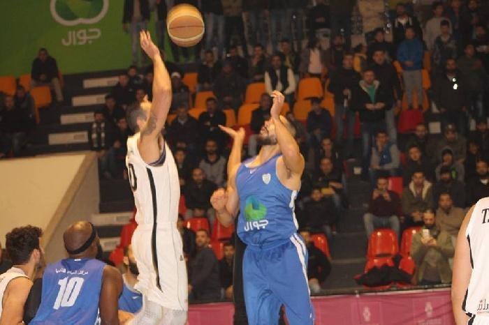 جمهور قلنديا يوصل فريقه إلى النهائي الحلم