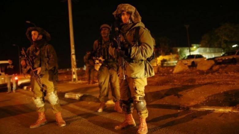 عبوة ناسفة باتجاه حاجز للاحتلال في الخليل