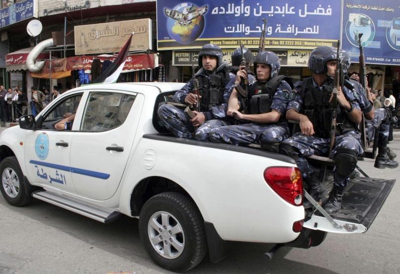 الشرطة والصحة تغلقان 42 محلاً تجارياً في بيت لحم