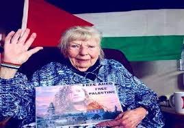 رحيل مسنة هولندية متضامنة مع فلسطين