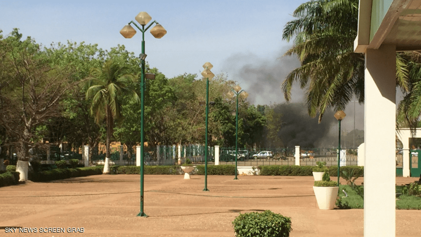 مقتل مسلحين من مهاجمي سفارة فرنسا
