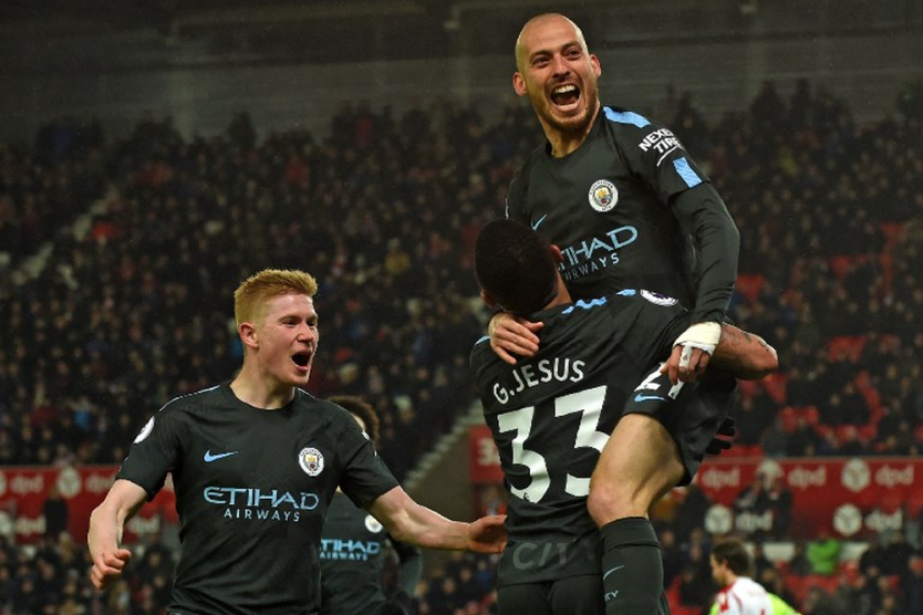 سحر سيلفا يمضي بمانشستر سيتي نحو اللقب