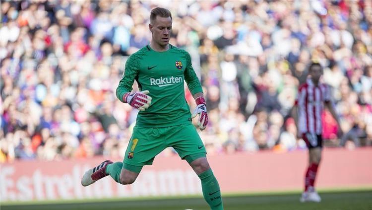 تير شتيجن يحدد موقفه من إمكانية رحيل إنييستا