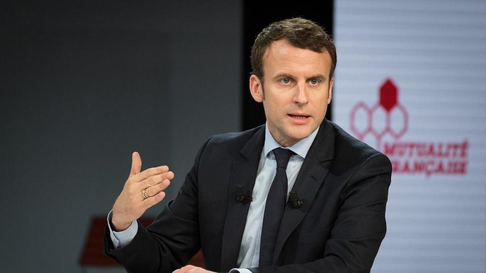  ماكرون يدق ناقوس الخطر من فيسبوك وغوغل