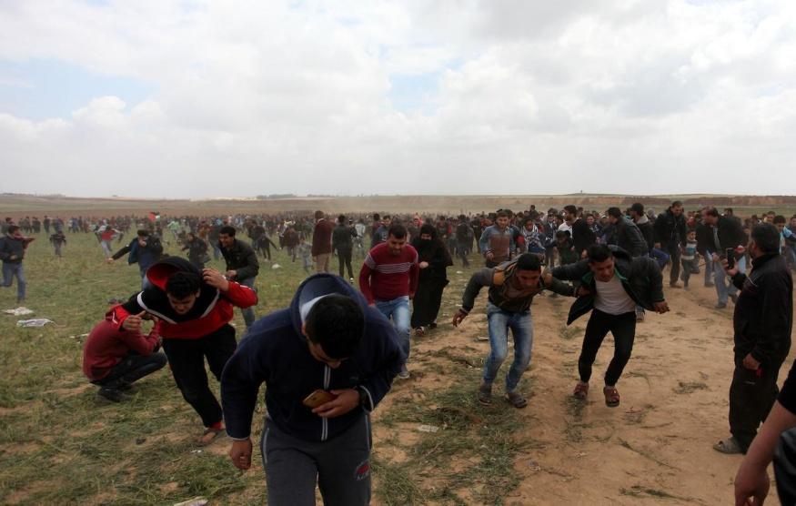 الاحتلال يستهدف فلسطينيًا بطائرة مسيرة على حدود غزة