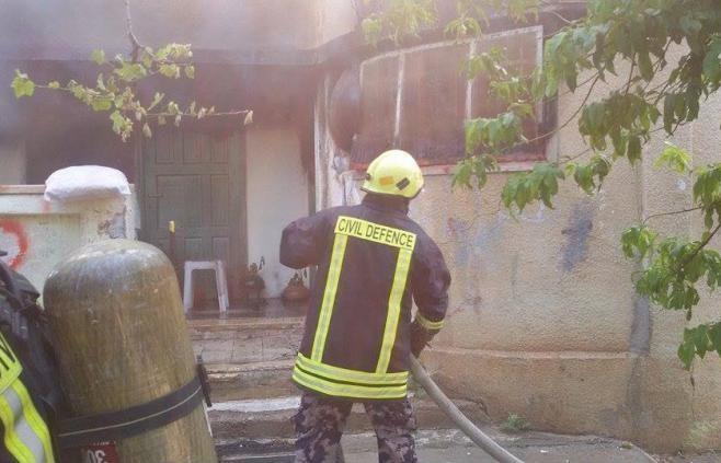إصابة مسن من ذوي الإعاقة بجروح خطيرة جراء حريق منزل شرق جنين