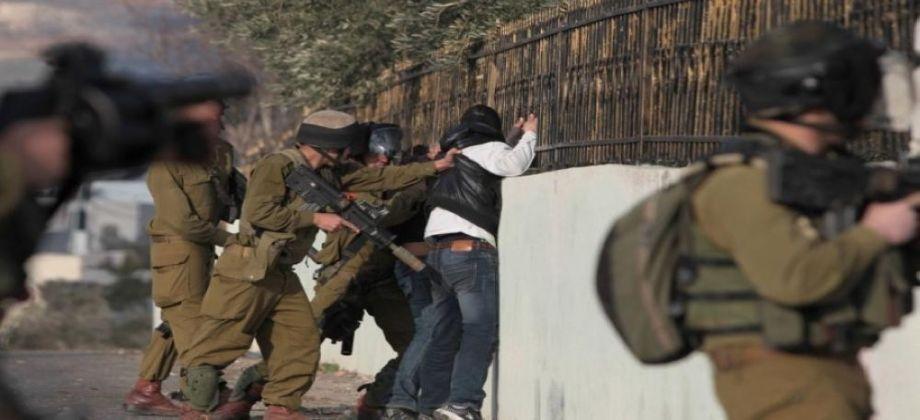 الاحتلال يعتقل 23 مواطنا في الضفة
