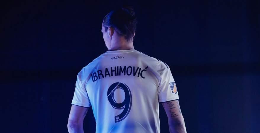 إبراهيموفيتش: سأشارك مع السويد في المونديال