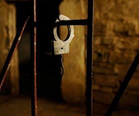 إقامة مجسم للأسرى في قرية حوسان ببيت لحم