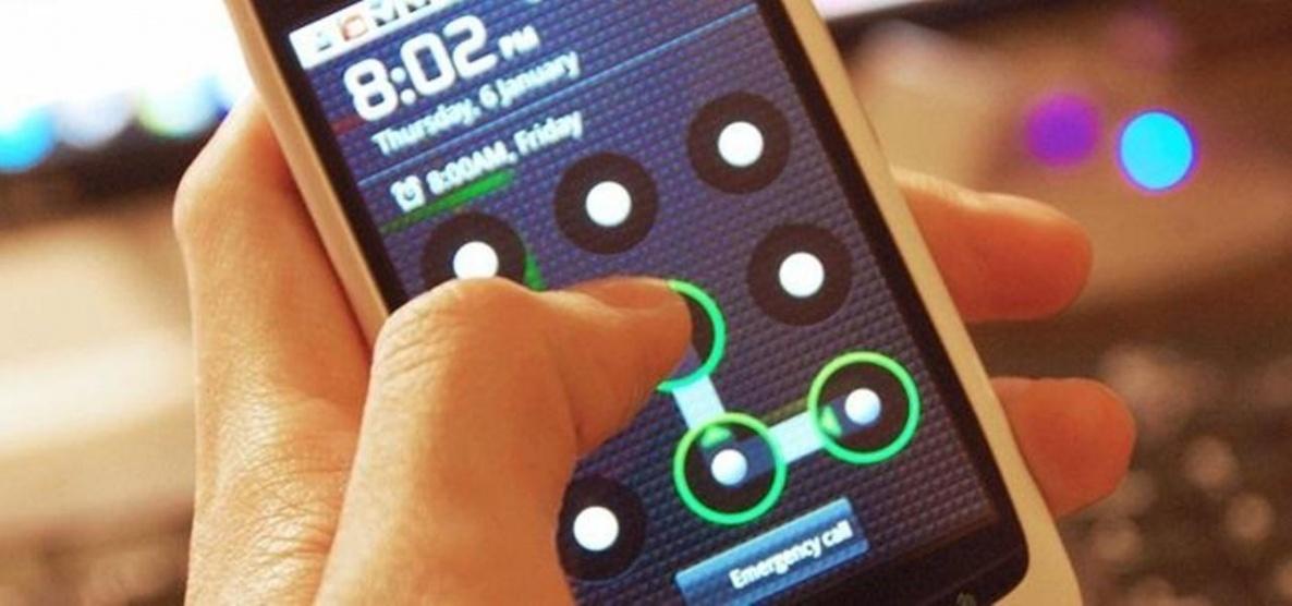 تحذير.. لاتفتحوا هواتفكم بهذه الطريقة!