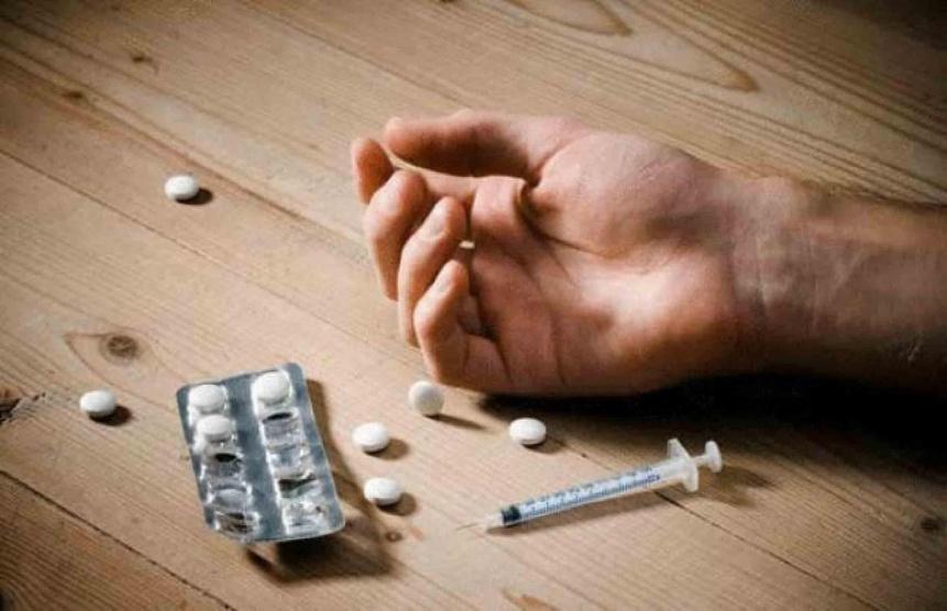 في نابلس.. وضع له المخدرات وبلّغ عنه