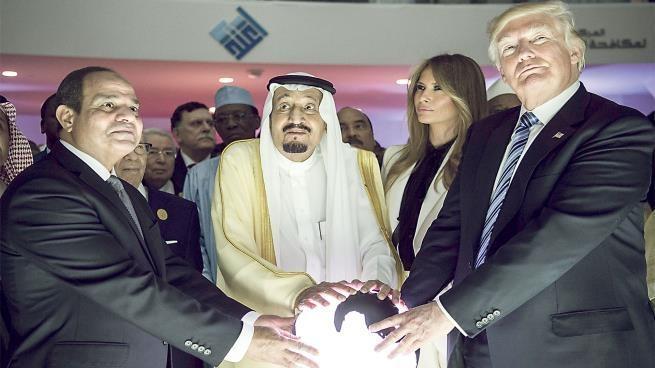 معاريف: هذه هي تفاصيل صفقة القرن