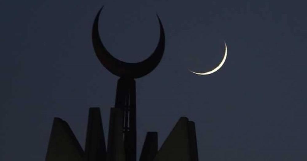السعودية تدعو إلى تحري رؤية هلال رمضان الثلاثاء